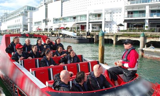 Paseos en lancha motora en Auckland, Nueva Zelanda