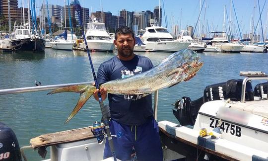 Meilleur charter de pêche pour 8 personnes à Durban, Afrique du Sud