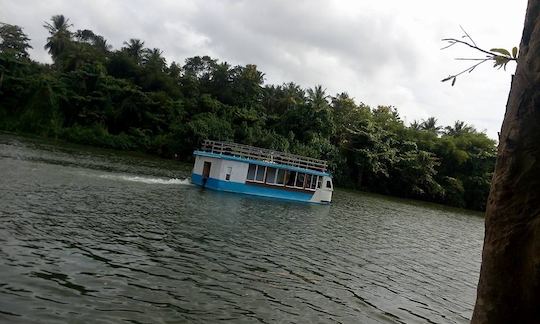 Charter a Houseboat in Dankotuwa, Sri Lanka