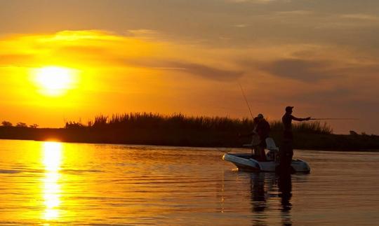 Disfruta de la pesca en Livingstone, Zambia, en Jon Boat