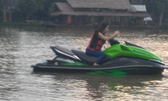 Alquila un Seadoo Jet Ski en Tambon Ban Tai, Tailandia