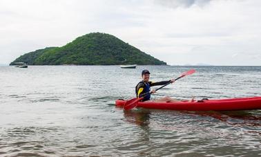 Profitez d'excursions en kayak à Chembe, au Malawi