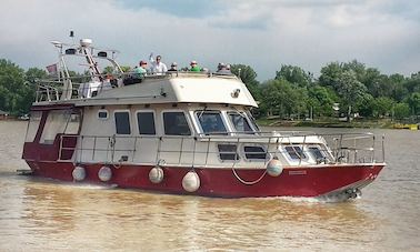 Charter 56' Power Mega Yacht in Beograd, Serbia