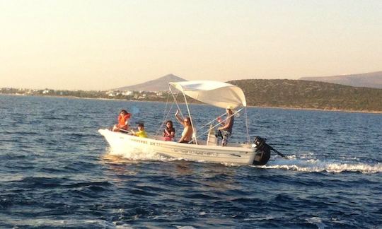 Consola central para 5 personas en alquiler en Paros, Grecia