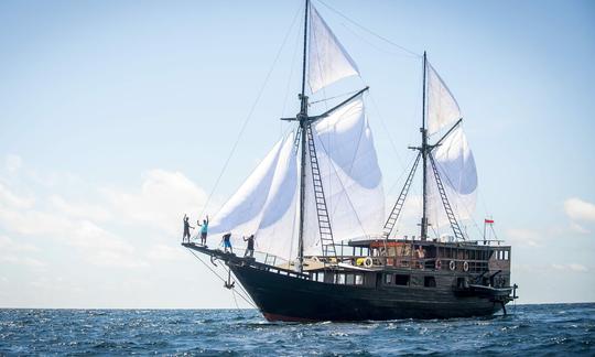 Charter 121' Aliikai Gulet in Bali, Indonesia