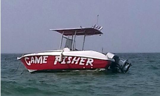 Barco Gamefisher para 7 personas en alquiler en Ras Al-Khaimah, Emiratos Árabes Unidos