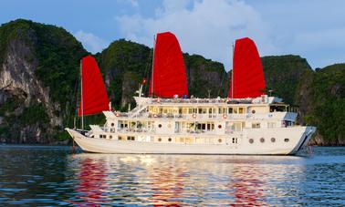 Disfruta de un crucero en Hà Nội, Vietnam, en un barco de pasajeros