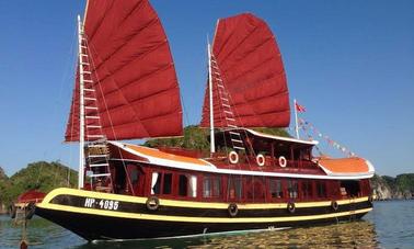 Exceptional boat tours in Quảng Ninh, Vietnam on a Gulet