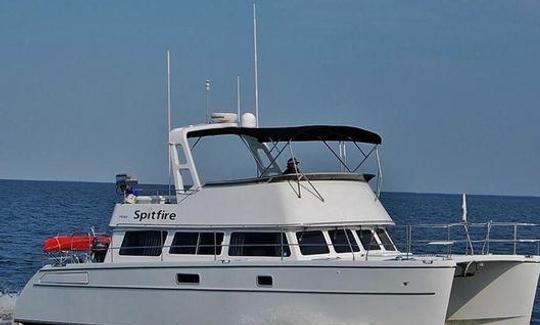 Louer un Power Mega Yacht à Tenerife, Îles Canaries