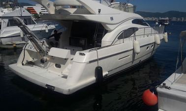 Charter Ferretti 48 Motor Yacht in Acapulco, Mexico