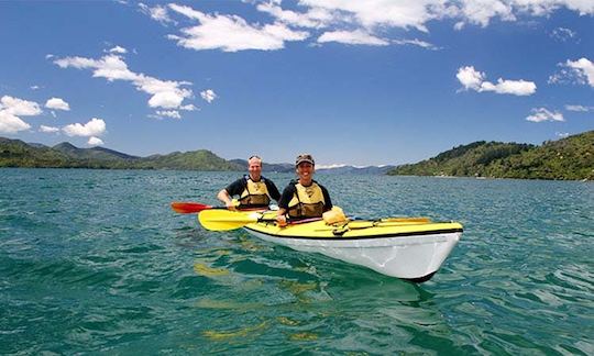 Tandem Kayak Hire in Picton, New Zealand