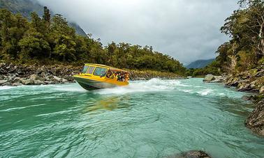 Passeio de barco a jato de 10 lugares - Safári no Rio Waiatoto