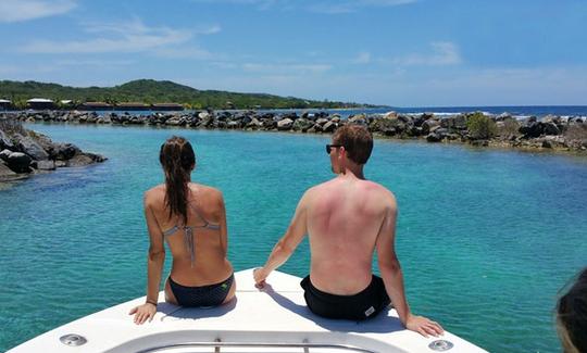 Passeios de barco particulares em Roatan e desfrute de toda a beleza que Roatan tem a oferecer