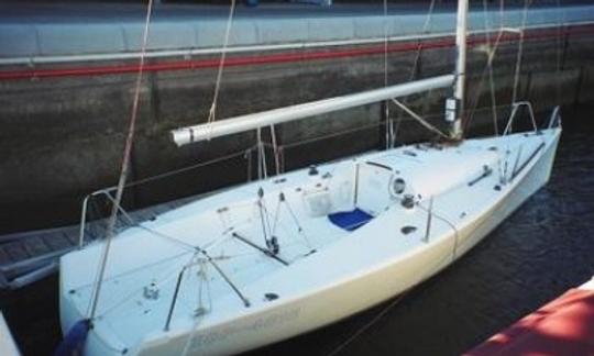 Rent Beneteau 25 Cabin Sailboat in Kinrooi, Belgium