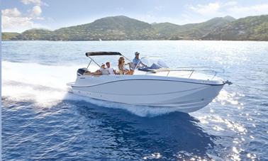 Le meilleur bateau pour faire le tour des îles : le Quicksilver Activ 675 Sundeck