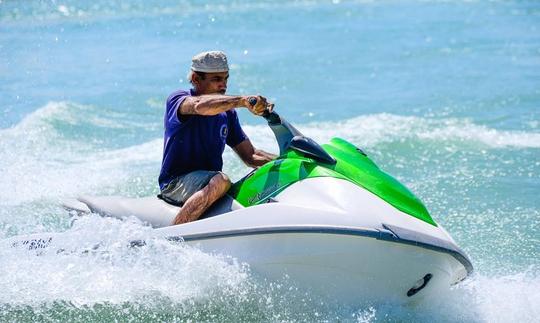 Alugue este jet ski Green Machine em Khyber Pakhtunkhwa, Paquistão