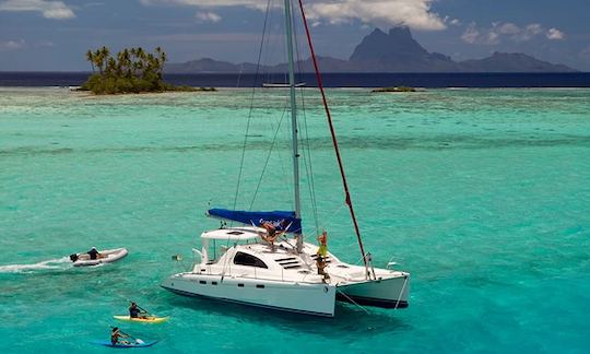 Charter 47' Leopard Cruising Catamaran in Cupe Coy, Sint Maarten