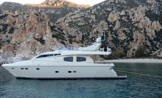 Mega Yacht Charter 65' MY Lettouli III Power em Glifada, Grécia