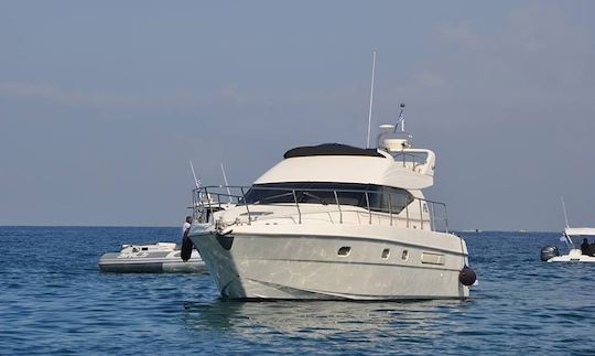 Charter 44' Azimut Avetura Motor Yacht in Iraklio, Greece