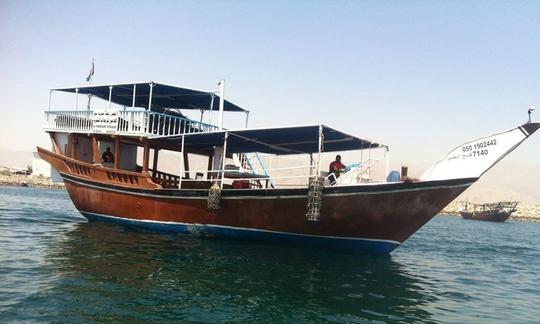 Alquile un barco tradicional en Fujairah, Emiratos Árabes Unidos