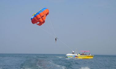 Have Fun and Laughs on a Parasailing Ride in Malvan, India