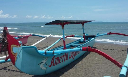 Alquile un barco tradicional en Mengwi, Bali con un capitán