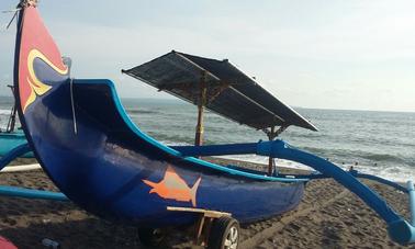 Enjoy With Friends on This 2 Persons Traditional Boat in Mengwi, Bali