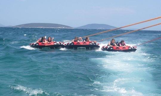 Profitez du tubing à Tolo, en Grèce