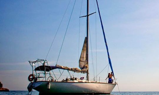 Charter 37' Day Sailer  in Sao Paulo, Brazil