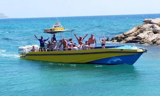 Safari en barco con delfines en Ayia Napa