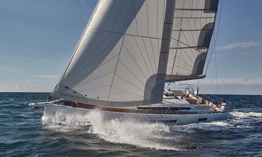 ¡NUEVO! Jeanneau Sun Odyssey 440 en alquiler en Portugal