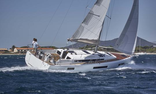 ¡NUEVO! Jeanneau Sun Odyssey 440 en alquiler en Portugal