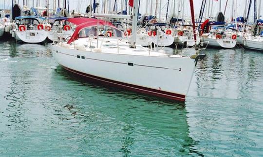 Monocasco de cruzeiro fretado BENETEAU OCEANIS 47