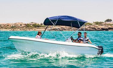 Alugue barco de convés de 16 pés em Portocolom, Maiorca, Espanha