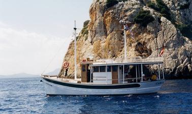 Charter a Schooner in Pollença, Spain