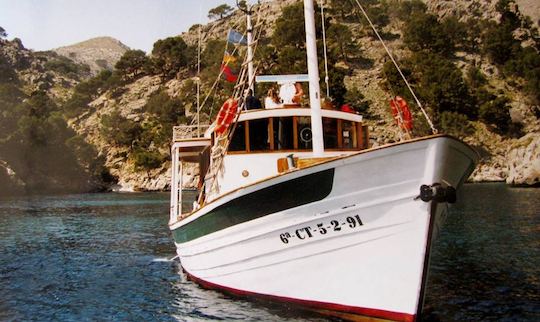 Charter a Schooner in Pollença, Spain