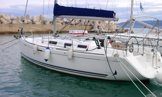 Charter 37' Dufour Cruising Monohull In Monte di Procida, Italy