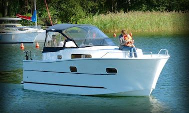 Nautika 830 MC Yacht in Tajty