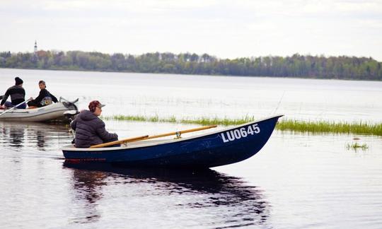 Louer Pella Dinghy à Burtnieki, Lettonie