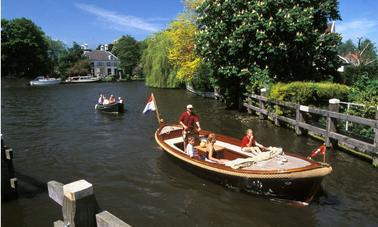 Excursión privada en barco semiabierto de 22 pies en la zona del río Vecht, Países Bajos