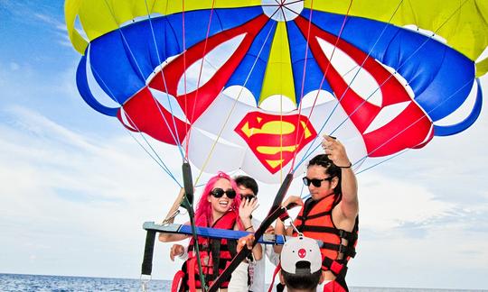 Desfrute de parapente em Calbayog, Filipinas