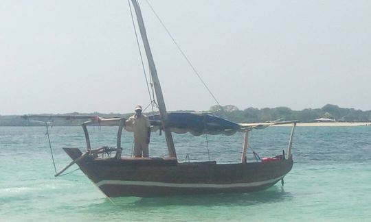 ¡Navega en barco tradicional en la isla de Zanzíbar con un patrón local!