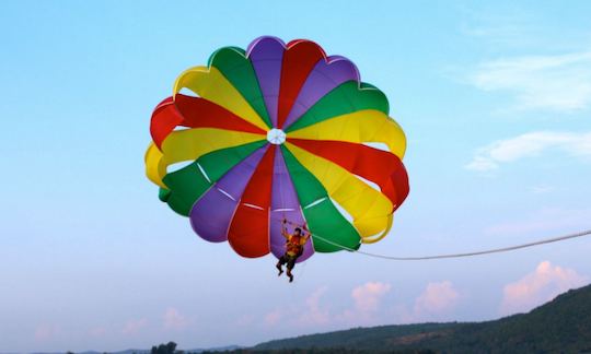 Fantastic Parasailing Experience in Malvan, Maharashtra