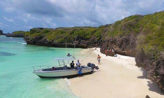 Desfrute da pesca em Watamu, Quênia, em um console central para até 4 pescadores