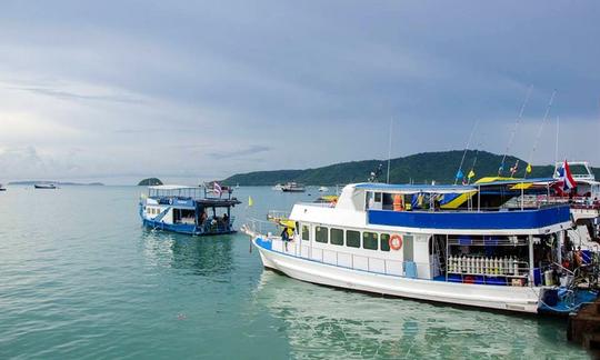 Buceo con un impresionante instructor PADI en Phuket