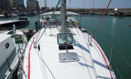 Iate à vela Charter Oceanis 36 em Creta, Grécia