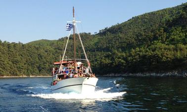 Louer une goélette à Thassos, Grèce