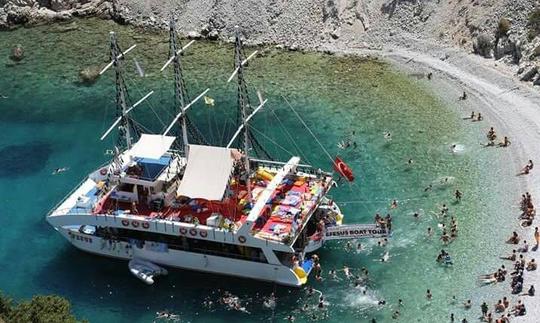 Alquila un catamarán de crucero en Aydın, Turquía