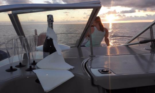 Location de cabine Bayliner Ciera Cuddy de 23 pieds dans les îles de Madère, au Portugal