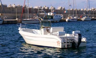 Rent 18' Lady 5.9 Center Console in Santa Maria di Leuca,